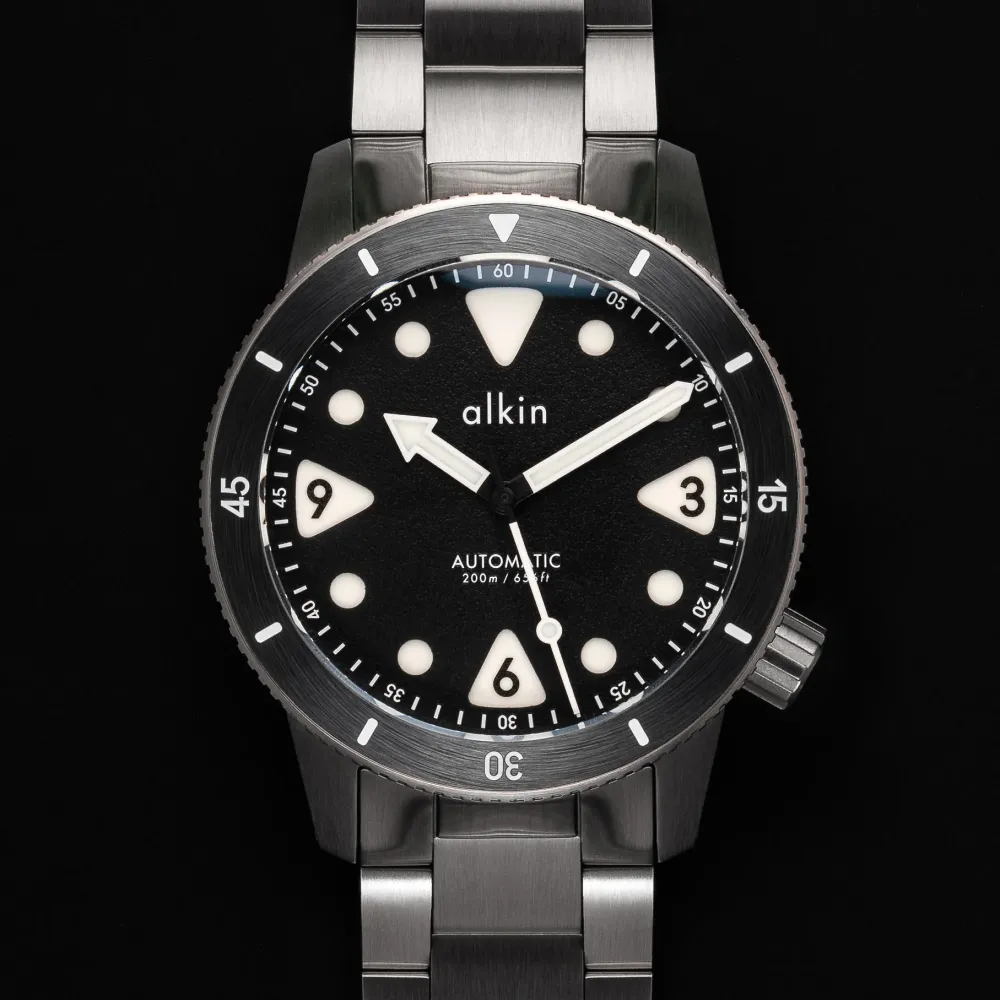 Model Three Diver - Black Dial / SS Case