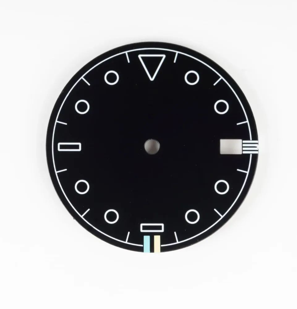 AndoAndoAndo x Minimal Wear o-o Dial