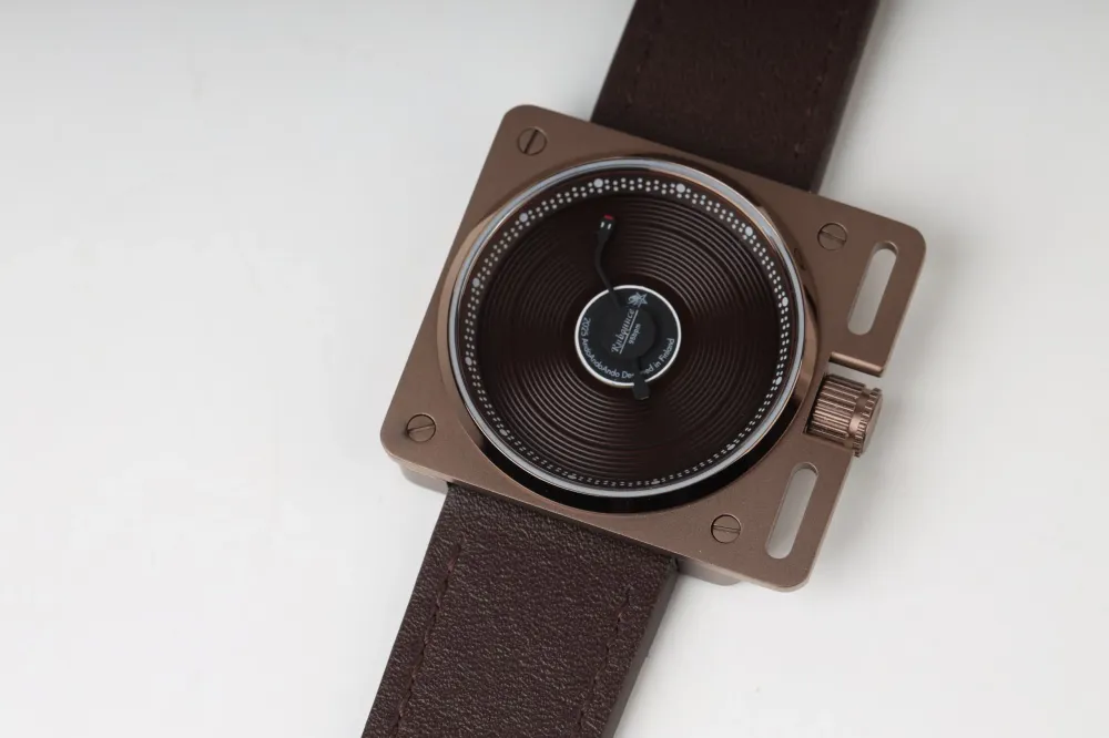 (The Artist) Vinyl Record Watch by AndoAndoAndo x Chikoruss