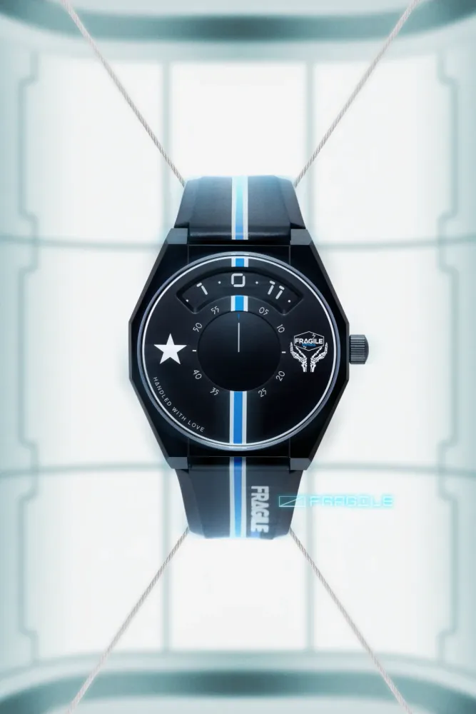 DEATH STRANDING X ANICORN - FRAGILE EXPRESS TIME Limited Edition