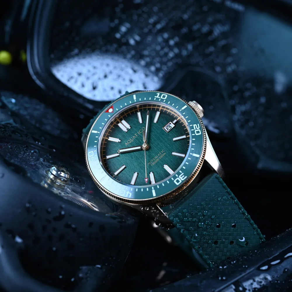 Bronze Star Dive Watch Green Dial