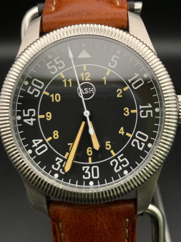 My Captain. 40mm Coin edge stainless steel case. Flieger Type B dial. Sapphire crystal. NH38 automatic.