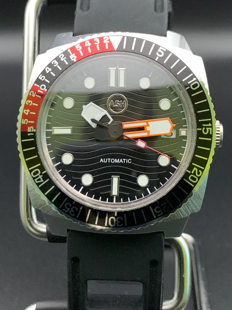 Watch of Theseus. NOS Vintage Cronel Swiss Dive Case. Sapphire crystal. NH35 automatic.