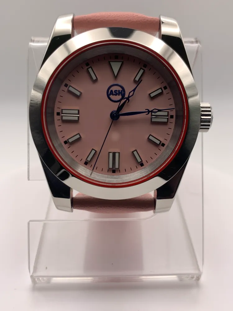 Versailles. Client custom. 39mm Stainless steel. Sapphire crystal. Seiko NH35.
