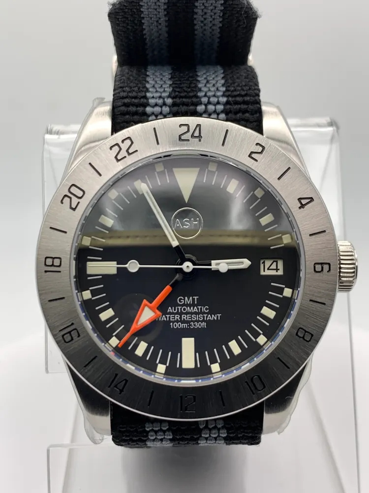 Vibe 1655. 40mm Stainless steel GMT case. Sapphire crystal. NH34 movement.
