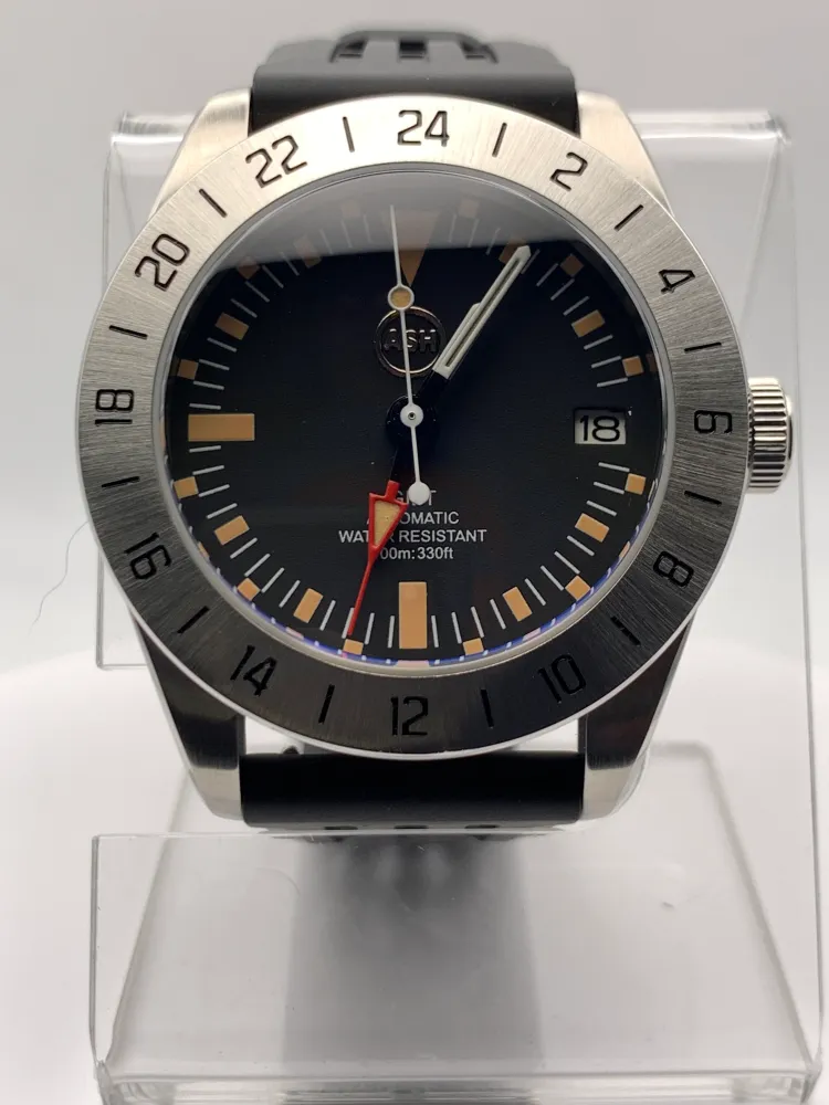 Vibe 1655 version 1.1 - 40mm Stainless steel GMT case. Sapphire crystal. NH34 movement.