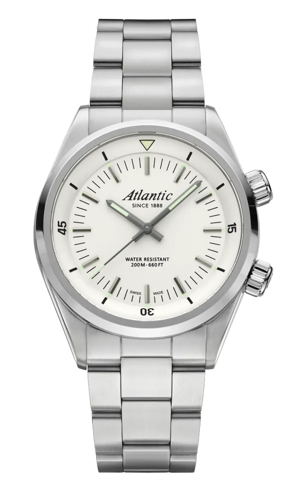 Seacloud Diver | White Dial on Metal Bracelet